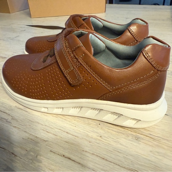 Johnston & Murphy Toddler Little Boys’ Leather Sneaker- sz 11 & 12 - NIB - Picture 5 of 10